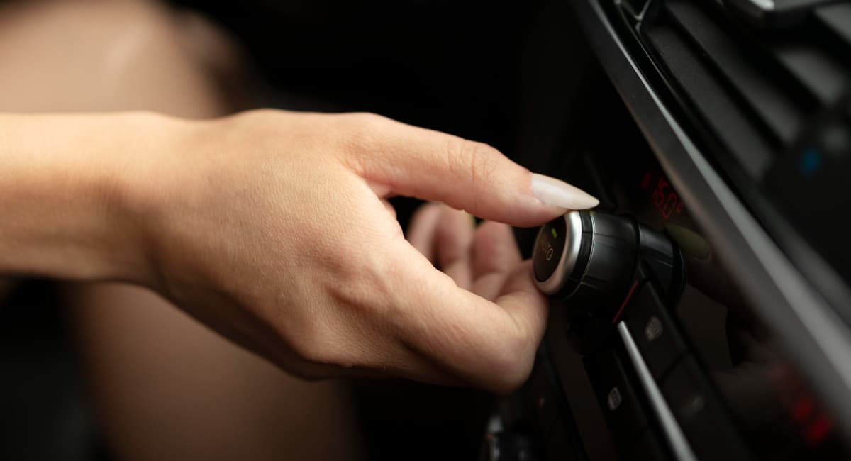 Мы сами часто виноваты в долгом прогреве своего авто: ошибка, которую допускает по незнанию каждый второй водитель