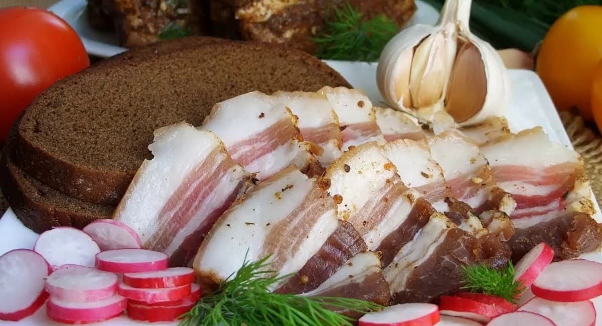 Как засолить идеальное сало: проверенный семейный рецепт