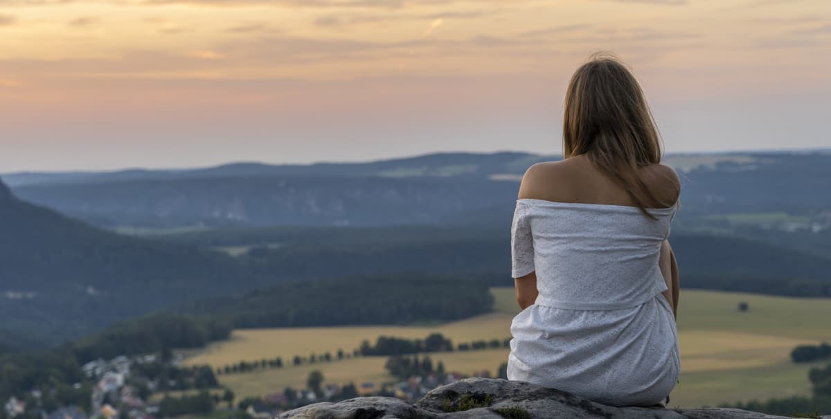 О чем нельзя говорить посторонним людям: 4 цитаты мудрого Омара Хайяма