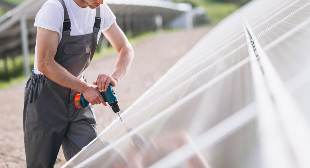 Плёнка и поликарбонат — вчерашний день: показываю стеклопакеты для теплиц, которые служат 30 лет