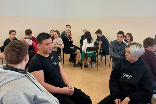 Каменцы хотят создать в городе мастерскую по заточке ножей, он-лайн пекарню, тату-салон и студию по обучению игре на укулеле