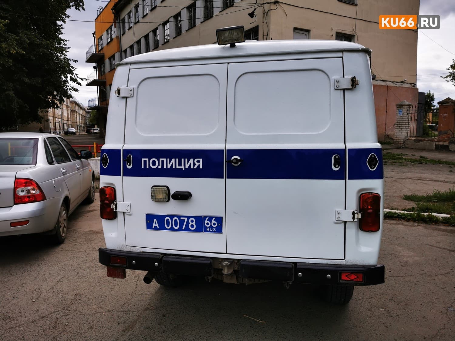 В Каменске-Уральском сотрудники ГИБДД поймали наркомана 