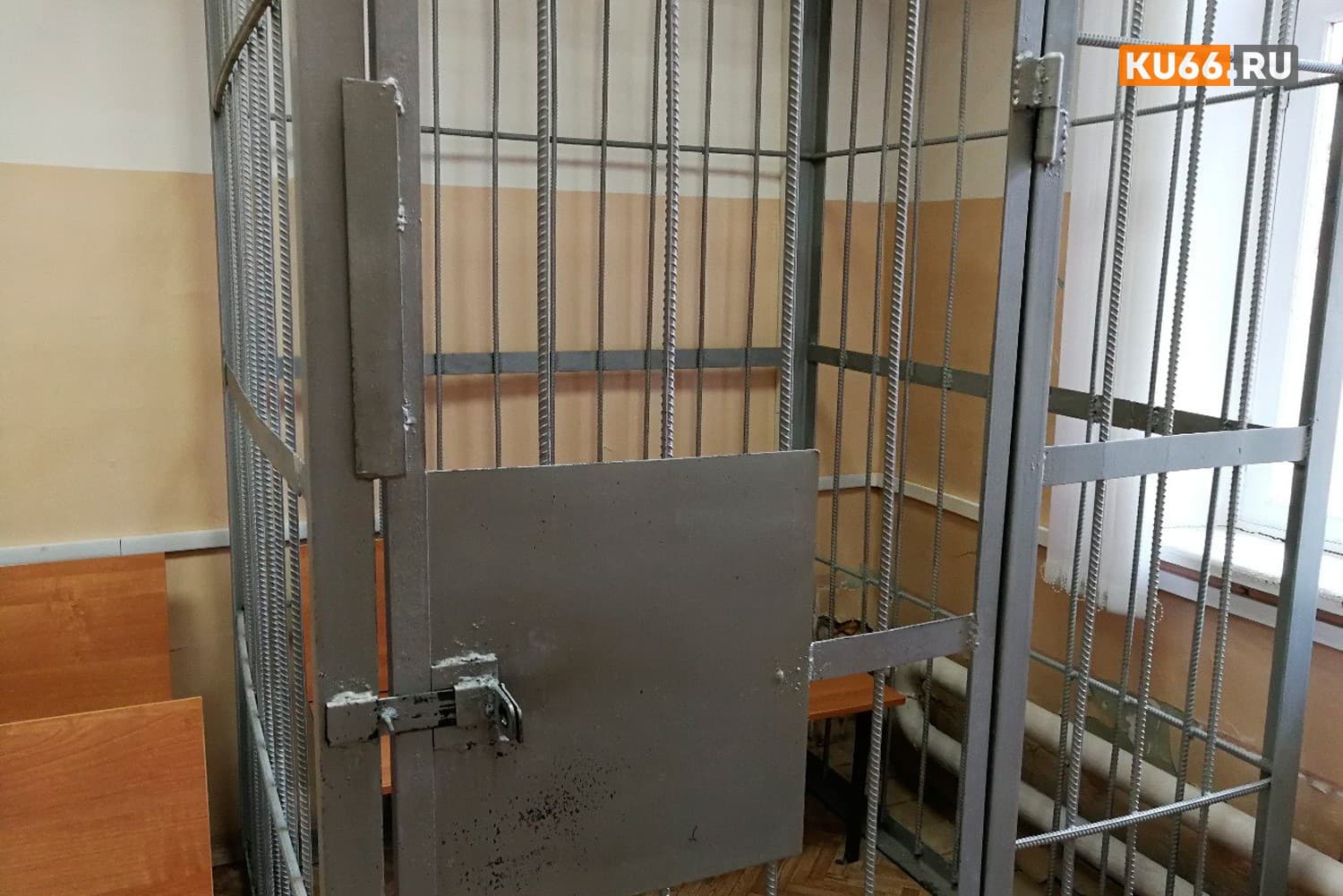 Жительницу Каменска-Уральского ждёт суд за оборот нелегального табака и алкоголя 