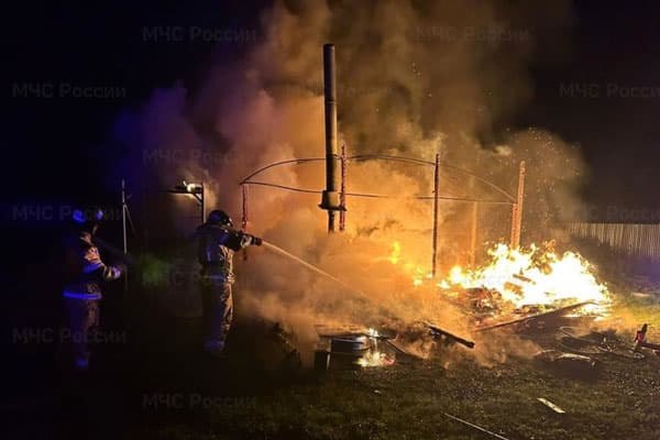 Ночью под Каменском-Уральским произошел пожар