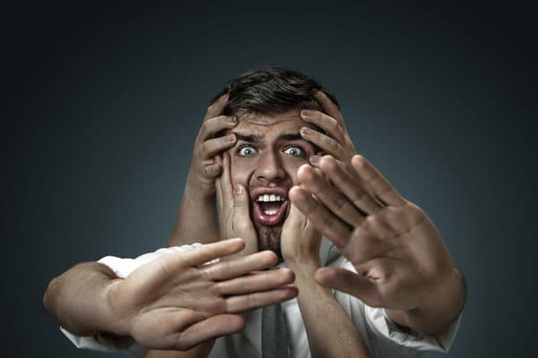 Как стресс разрушает наш организм: 3 стадии, о которых важно знать