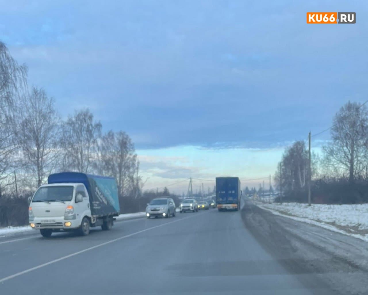 Между Каменском-Уральским и Екатеринбургом из-за ремонта возникла пробка