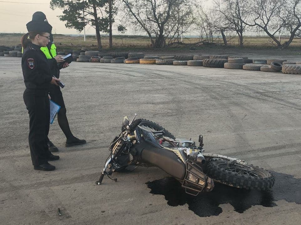 Свердловский подросток на мотоцикле погиб из-за натянутого стального троса