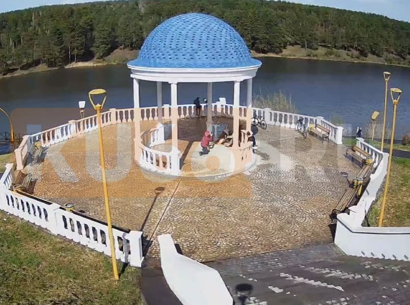 В Каменске-Уральском произошло разрушение римской ротонды. Видео