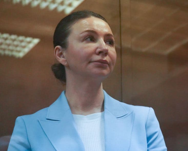 Задолжавшая почти 1,4 млрд рублей Блиновская попросила признать её банкротом