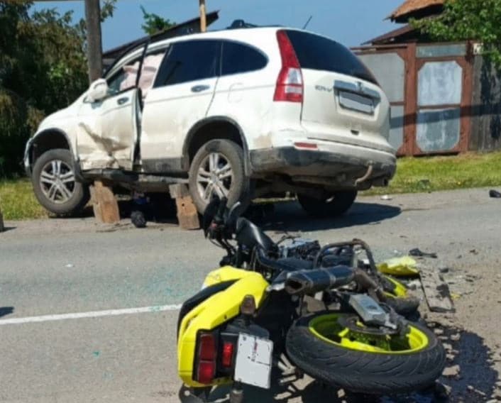 Под Каменском-Уральским произошло жуткое ДТП с участием мотоциклиста