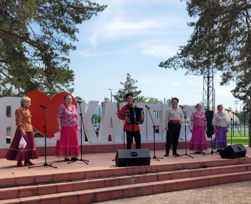 В Каменске-Уральском состоялся колоритный фестиваль «Уральские самоцветы»