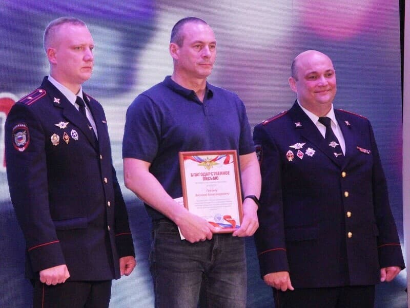 В Каменске-Уральском мужчина самостоятельно задержал пьяного водителя 