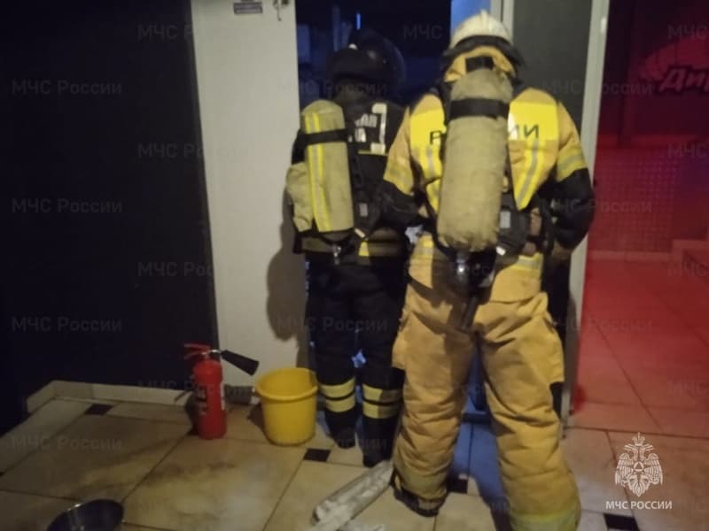 Арт-кафе вспыхнуло в Каменске-Уральском — в здании находились десятки человек