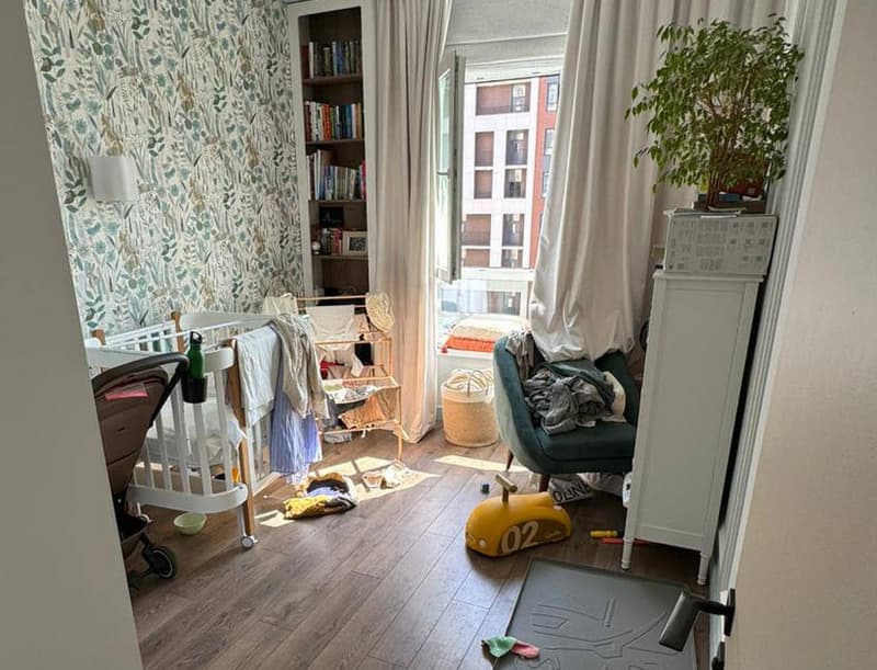 Психически нездоровые: появились подробности о семье, где мужчина выбросил из окна жену с младенцем