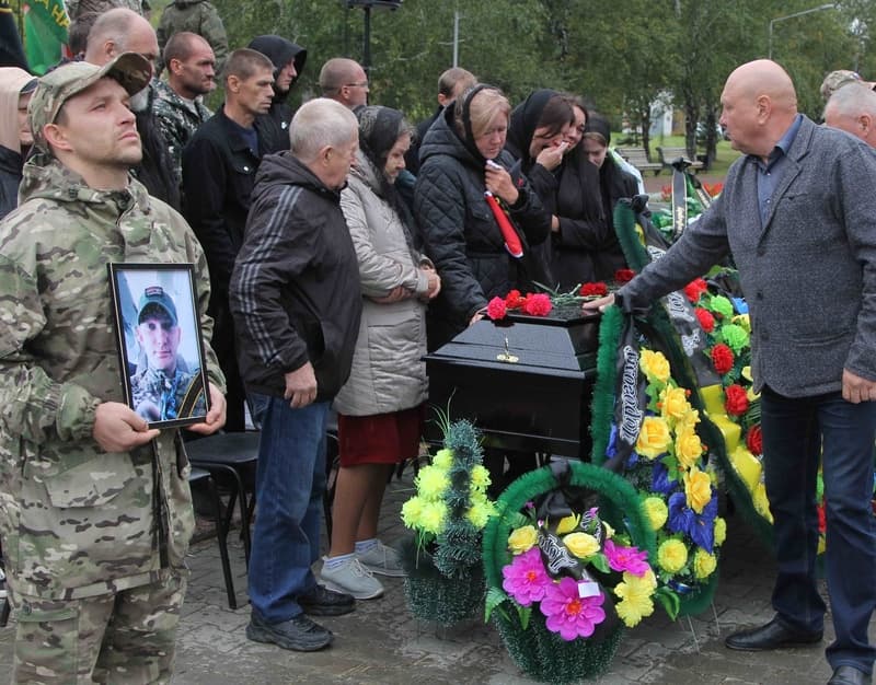 «Вагнеровец», погибший в ДТП, удирал от полиции на BMW в Каменске-Уральском