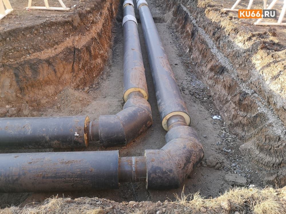 Для ремонта сетей водоснабжения в Каменск-Уральский привезли запчасти из Питера