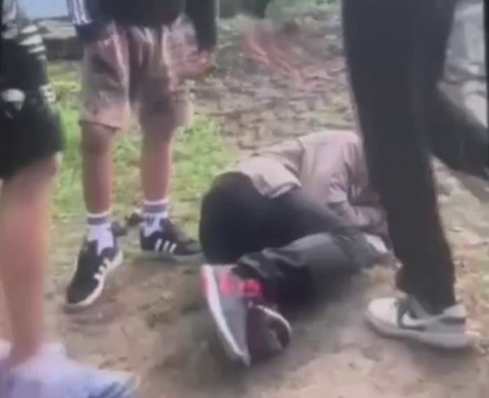 "Ставят на колени на камеру": СКР проверит социально-реабилитационный центр Талицкого района