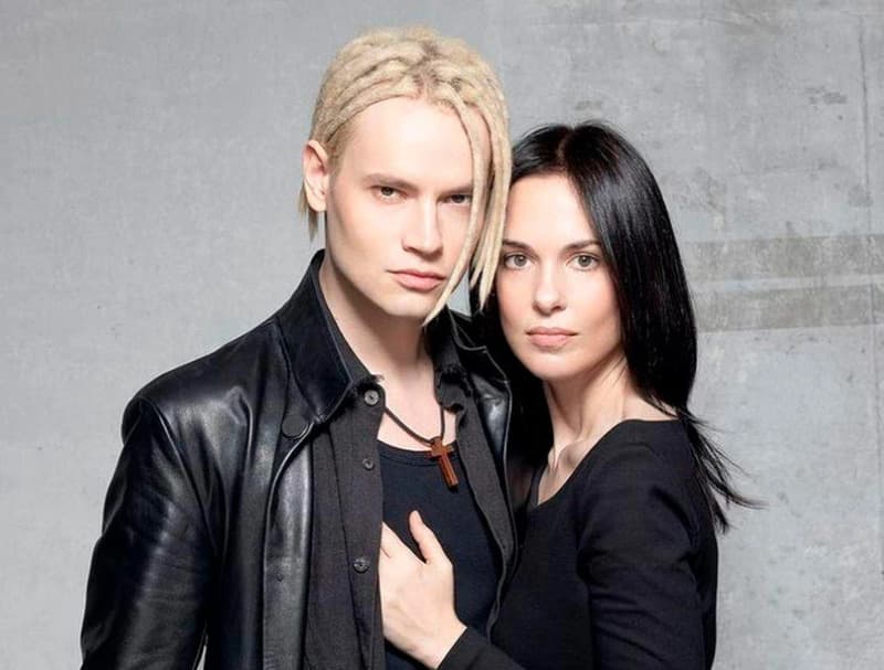 Семь лет брака: певец Shaman разводится со своей 46-летней женой Еленой Мартыновой