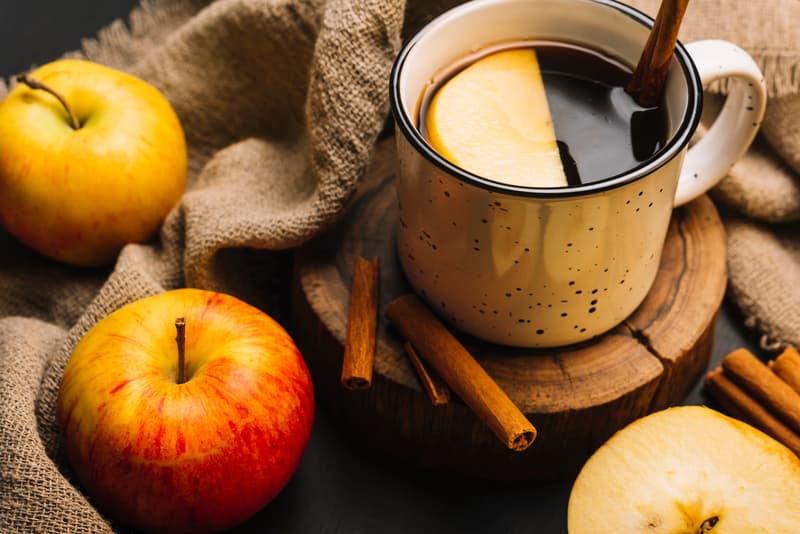 Общегородская прогулка "Осень в Байновском саду" пройдет в Каменске-Уральском