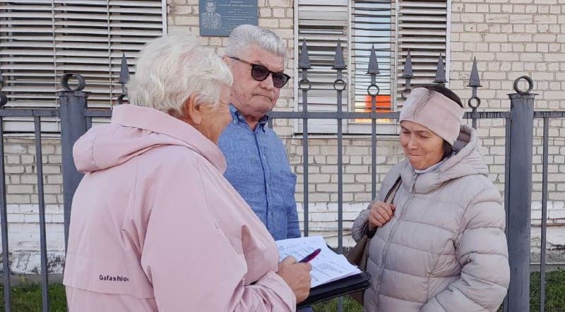 В Каменске-Уральском начали массовый опрос о работе полиции