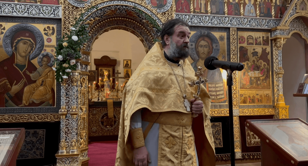 "Раком встали и гавкают": в РПЦ рассказали, у кого рождаются дети-квадроберы 