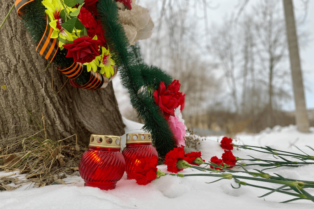 Акция в честь Дня памяти жертв ДТП прошла в Каменске-Уральском 