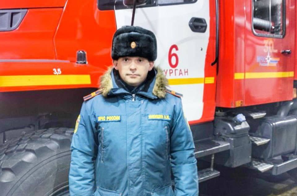 «Начал задыхаться»: сотрудник МЧС спас мужчину с приступом эпилепсии в Кургане 