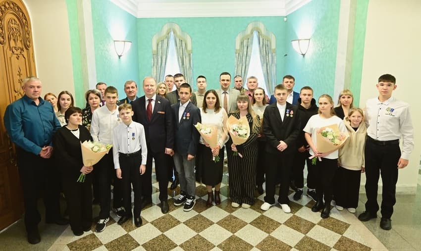 Спасали из огня: юных свердловчан наградили за героическое спасение жизней 