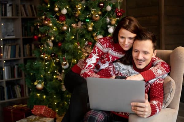 Неотразимый Новый год: эксперт "Авито Услуг" поделилась советами по созданию праздничного образа