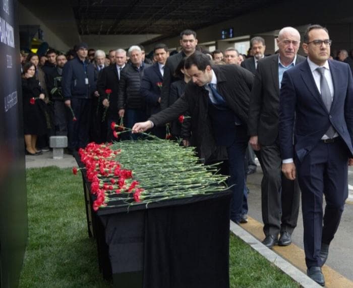 Крушение самолета AZAL можно было предотвратить, закрыв воздушное пространство над Грозным