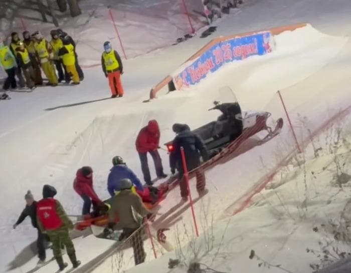 «Эвакуировали со склона»: на ГЛК «Богатырек» в Каменске-Уральском пострадала девочка