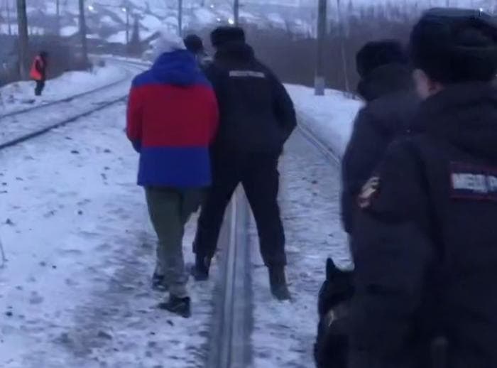 "Поджог за деньги": подростков в Свердловской области обвиняют в теракте на железной дороге