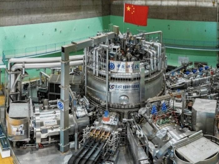 Китай зажёг "искусственное солнце": оно "просветило" рекордные 1066 секунд