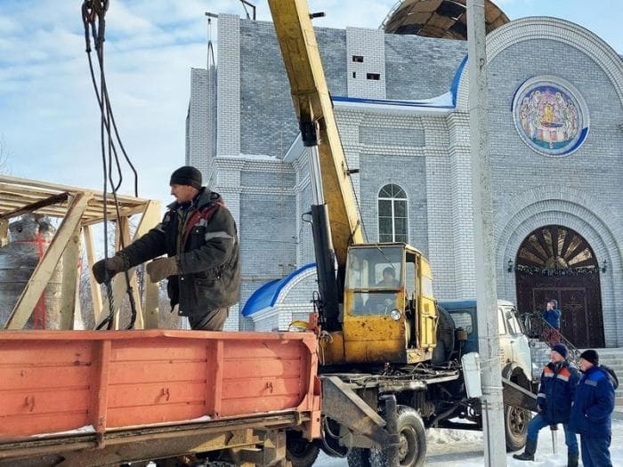 1000-килограммовый колокол из Каменска-Уральского доставили в Ивановскую область
