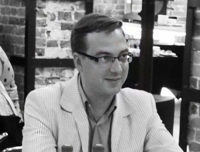 Светлая память: в Екатеринбурге умер выпускник лицея милиции Каменска-Уральского и директор центра помощи "Форпост" Максим Леготин