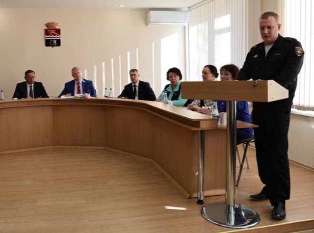 Некому ловить "Анашкиных": в Каменске-Уральском не хватает 272 полицейских 