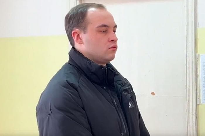 Обвиняемый в избиении подростков в Каменске-Уральском признал вину. Видео
