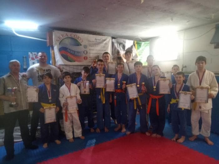 Триумф клуба «Чайка»: итоги 10-го городского турнира по дзюдо в Каменске-Уральском