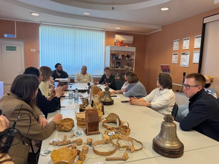 Мастера Свердловской области получат поддержку — колокола и береста признаны народными промыслами