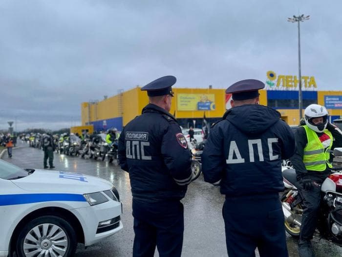 Байкеры снова на дороге: ГАИ Каменска-Уральского приняла участие в открытии мотосезона-2025