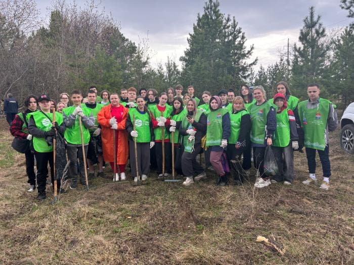 Уральцы на субботниках очистили 288 тысяч квадратных метров земли от мусора. Фото 