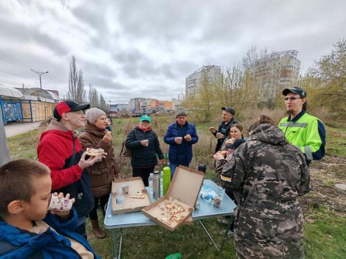 "Здесь живет бомж": KU66 рассказал, как прошел второй субботник от редакции 
