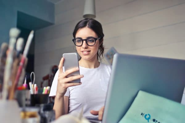 Безумные тренды блогеров, которые могут вас убить: правда о голодовках и капельницах