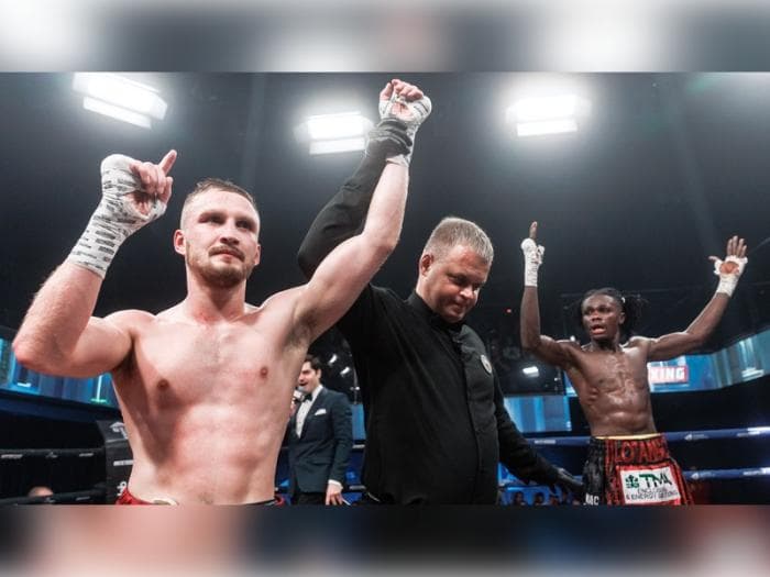 Боксер Всеволод Шумков из Каменска-Уральского одержал победу на турнире в Екатеринбурге