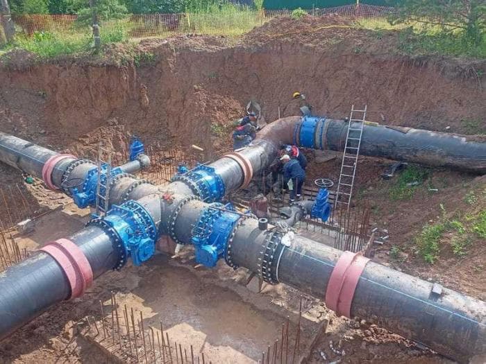 На водоводе в Каменске-Уральском завершены плановые работы — подача воды восстановлена