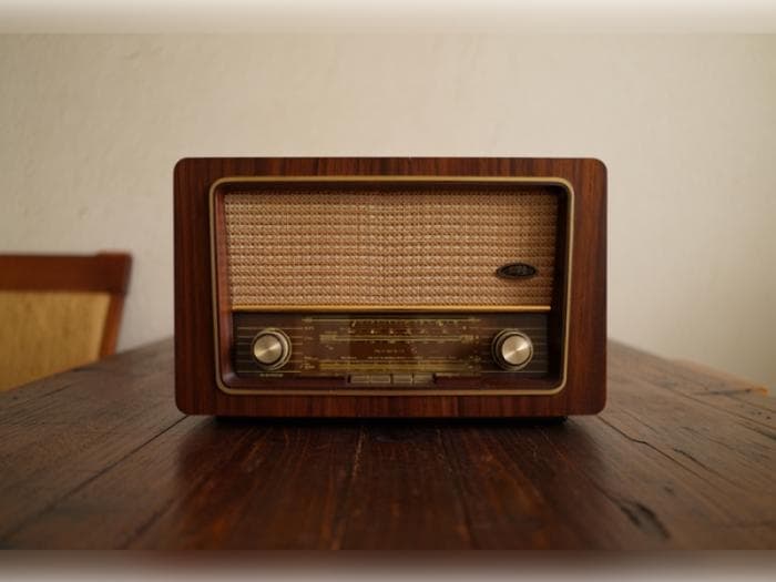 «Пекинский краснохряк» и «кремлевский пледозвон»: радиостанция судного дня УВБ-76 снова заговорила