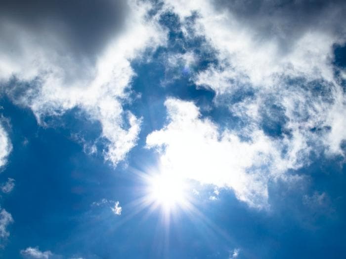 Жара уходит, но грозы еще будут: какая погода ждет Свердловскую область до конца недели