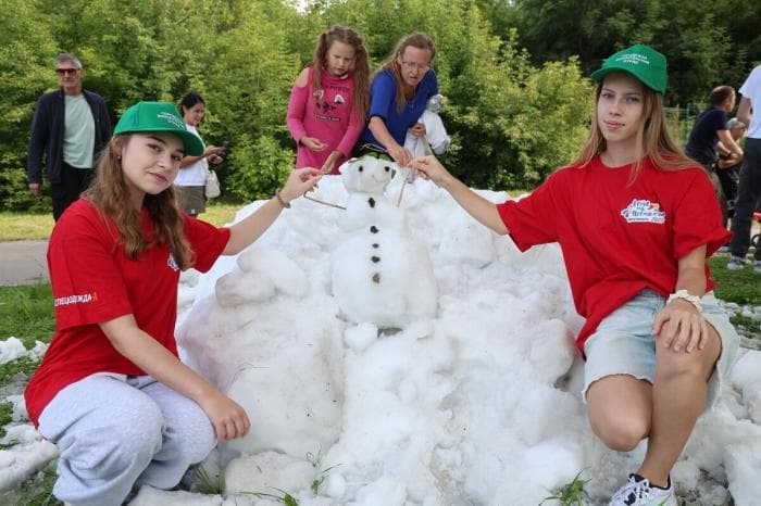 Лепили снеговиков в +20! Как прошёл фестиваль «Лето на Исети» в Каменске-Уральском