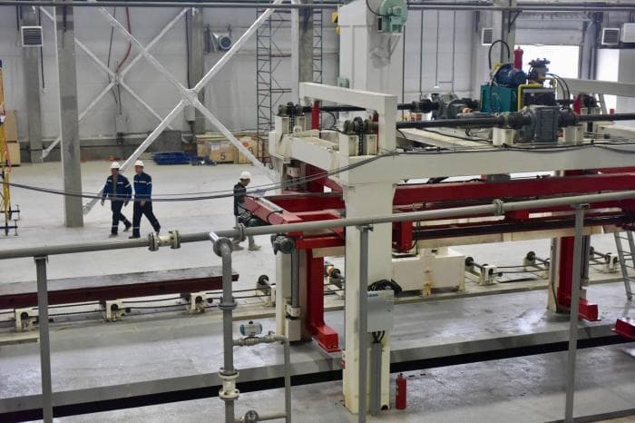 Стройматериалы — свои: мощный завод за 3,5 млрд рублей запускают в Свердловской области