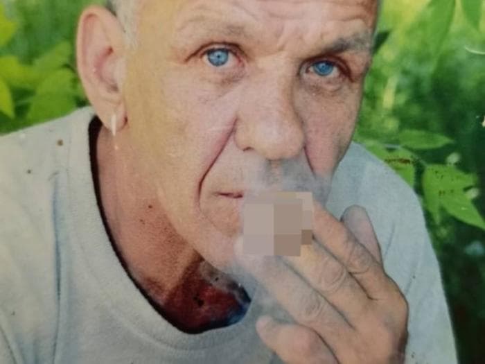 Шрам на лице, серый пиджак — полиция ищет 73-летнего жителя Каменска-Уральского
